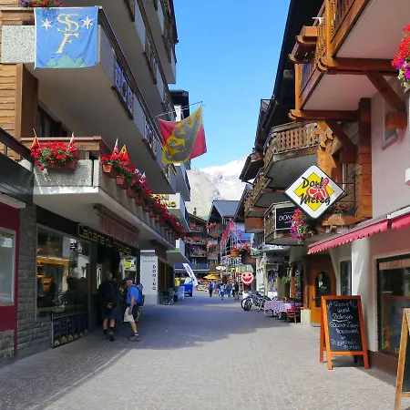 Mountain Village Apartman